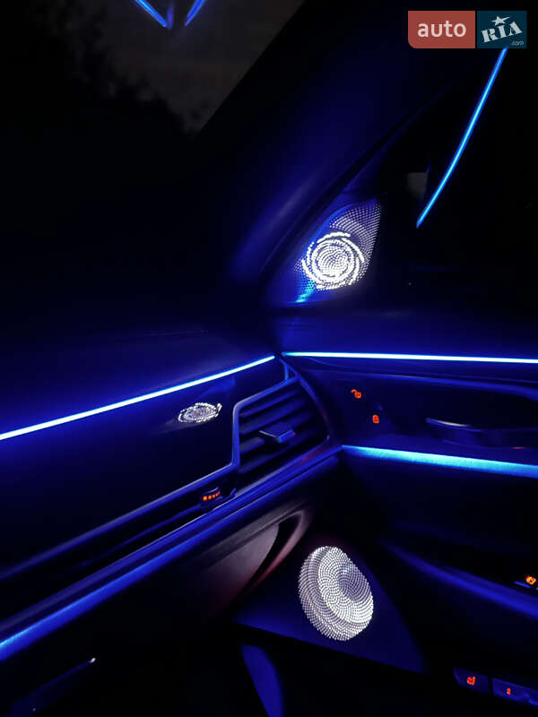 Седан BMW-Alpina B7 2016 в Киеве