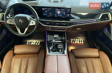 Позашляховик / Кросовер BMW-Alpina XB7 2022 в 