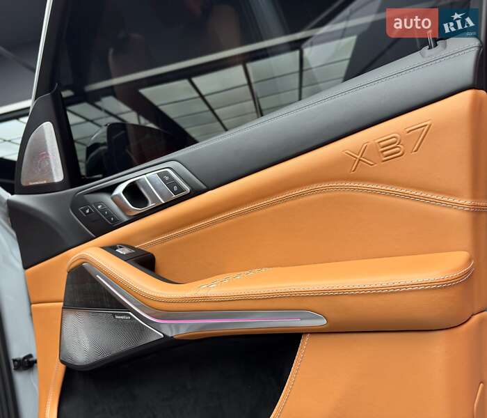 Внедорожник / Кроссовер BMW-Alpina XB7 2023 в Киеве фото 56 Внедорожник / Кроссовер BMW-Alpina XB7 2023 в Киеве