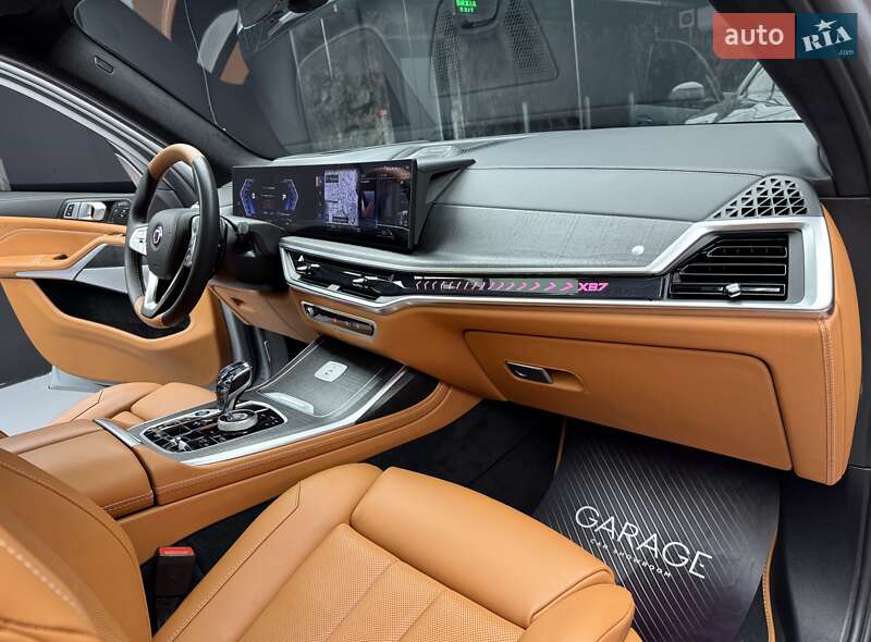 Внедорожник / Кроссовер BMW-Alpina XB7 2023 в Киеве фото 60 Внедорожник / Кроссовер BMW-Alpina XB7 2023 в Киеве