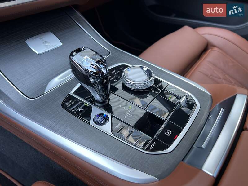 Позашляховик / Кросовер BMW-Alpina XB7 2024 в Києві фото 19 Позашляховик / Кросовер BMW-Alpina XB7 2024 в Києві