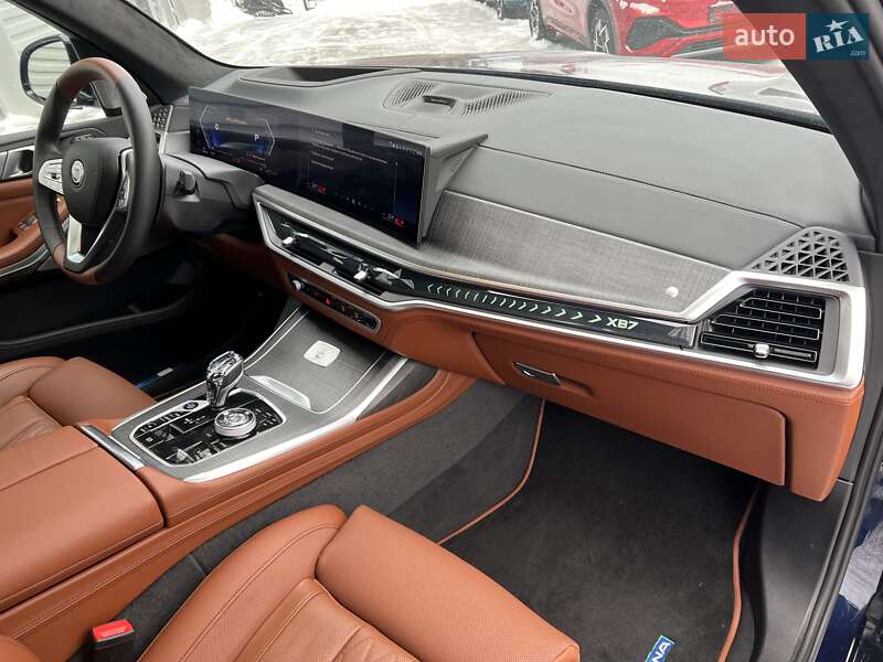 Позашляховик / Кросовер BMW-Alpina XB7 2024 в Києві