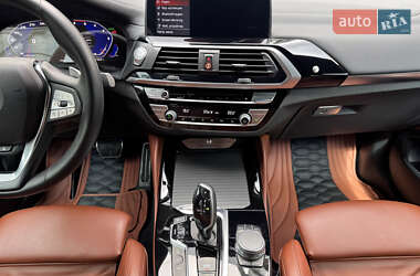 Позашляховик / Кросовер BMW-Alpina XD4 2020 в 