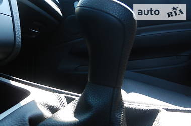 Седан BMW 1 Series 2009 в 