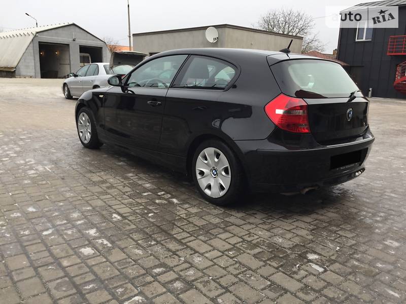 Хетчбек BMW 1 Series 2009 в Рівному