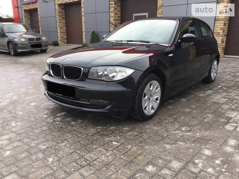 Хетчбек BMW 1 Series 2009 в Рівному