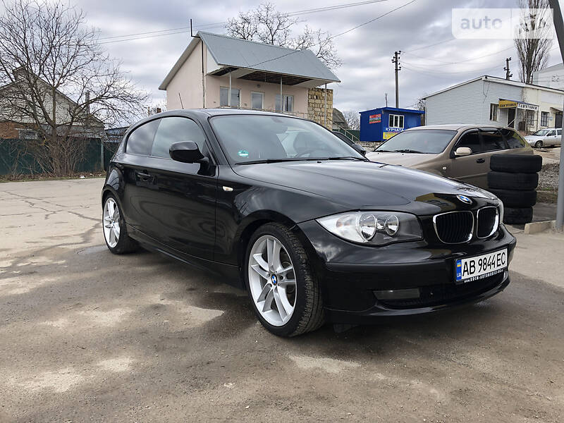 Хетчбек BMW 1 Series 2009 в Жмеринці фото 3 Хетчбек BMW 1 Series 2009 в Жмеринці