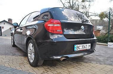 Хетчбек BMW 1 Series 2008 в 