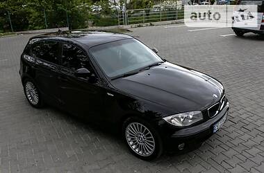 Хэтчбек BMW 1 Series 2006 в Черновцах