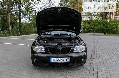 Хэтчбек BMW 1 Series 2006 в Черновцах