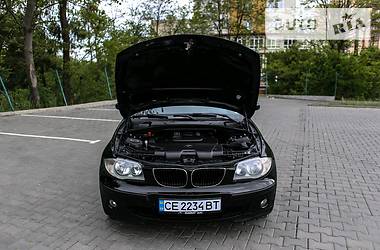 Хэтчбек BMW 1 Series 2006 в Черновцах