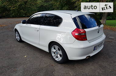 Купе BMW 1 Series 2010 в Хмельницком