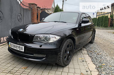 Хетчбек BMW 1 Series 2011 в Хмельницькому