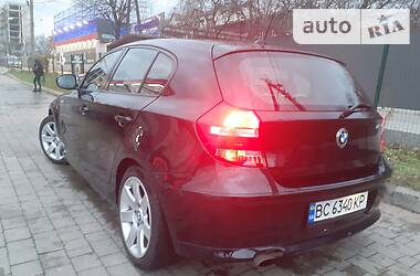 Хэтчбек BMW 1 Series 2009 в Львове