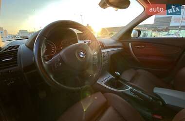 Хэтчбек BMW 1 Series 2010 в Киеве