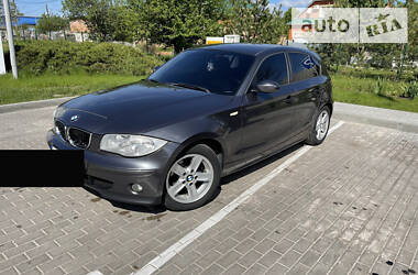 Хэтчбек BMW 1 Series 2006 в Виннице