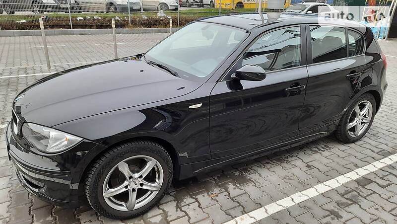 Хетчбек BMW 1 Series 2008 в Одесі