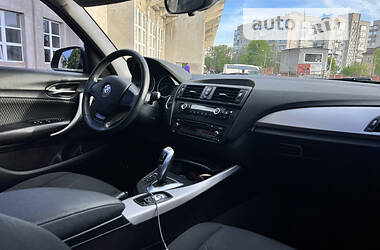 Хэтчбек BMW 1 Series 2014 в Виннице