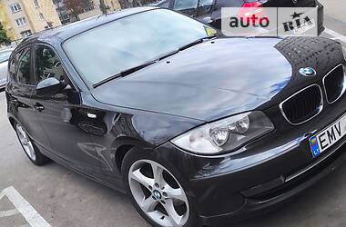 Хэтчбек BMW 1 Series 2008 в Умани