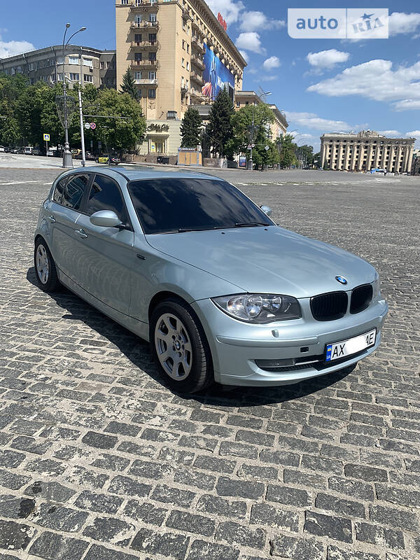 Хэтчбек BMW 1 Series 2007 в Харькове