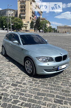 Хэтчбек BMW 1 Series 2007 в Харькове