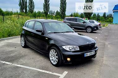 Хэтчбек BMW 1 Series 2006 в Ровно