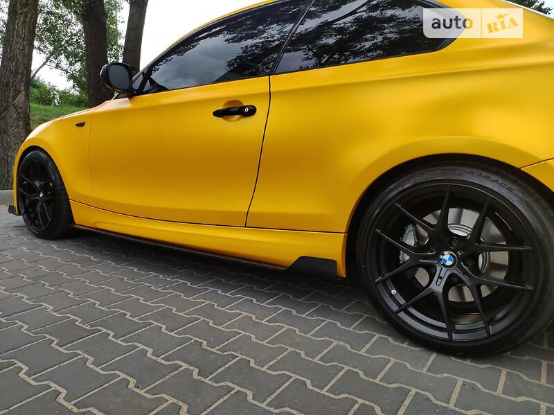Купе BMW 1 Series 2012 в Хмельницком