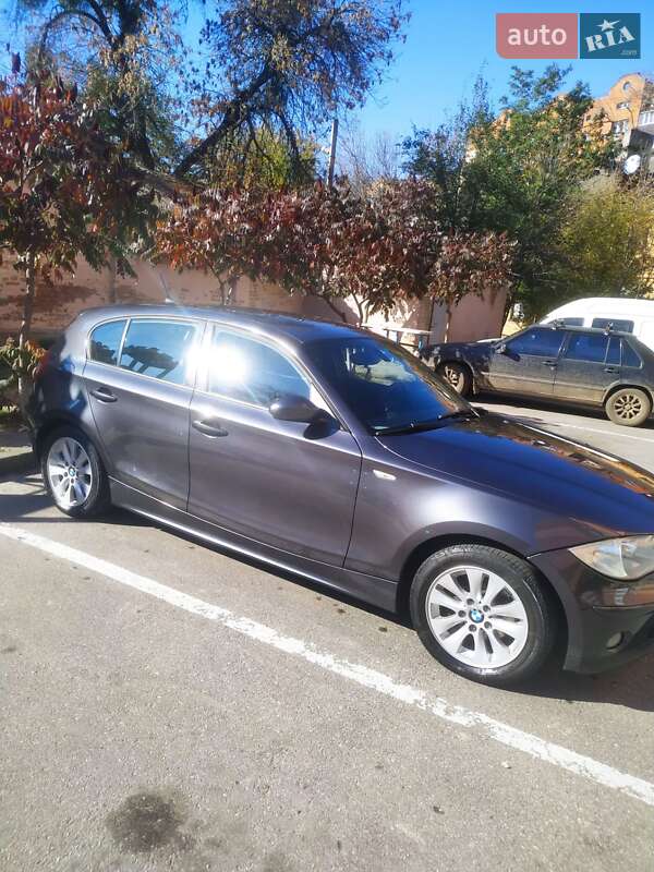 Хэтчбек BMW 1 Series 2005 в Полтаве фото 4 Хэтчбек BMW 1 Series 2005 в Полтаве
