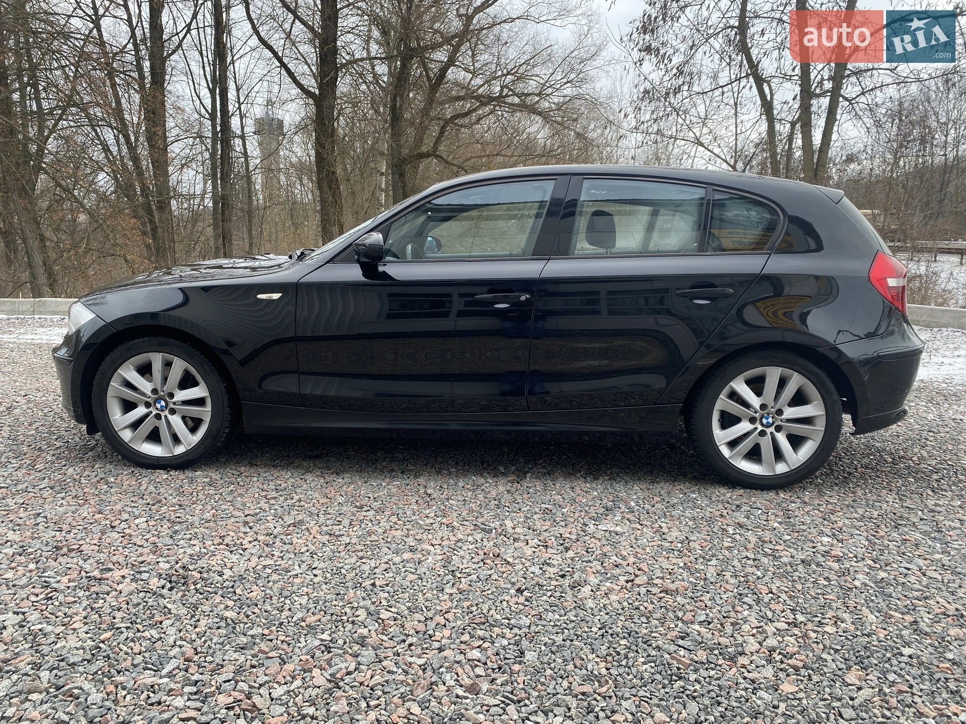 BMW 1 Series 2008 VIN WBAUH11030E225799 фото оголошення 3 з 5