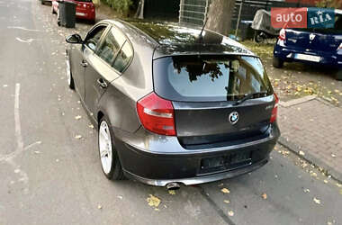 Хэтчбек BMW 1 Series 2007 в Мукачево