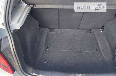 Хэтчбек BMW 1 Series 2009 в 