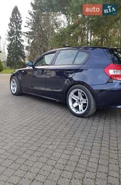 Хэтчбек BMW 1 Series 2006 в Долине