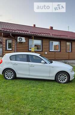 Хэтчбек BMW 1 Series 2009 в Нетешине