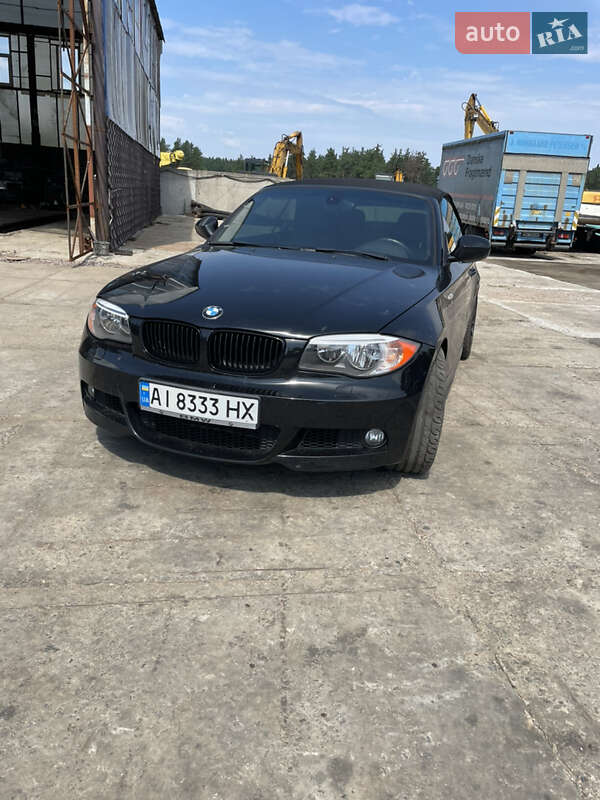 Кабриолет BMW 1 Series 2012 в Вышгороде