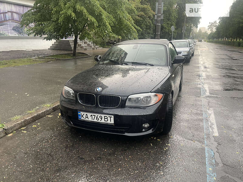 Кабриолет BMW 1 Series 2011 в Киеве