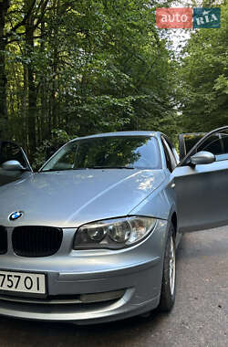 Хэтчбек BMW 1 Series 2008 в Львове