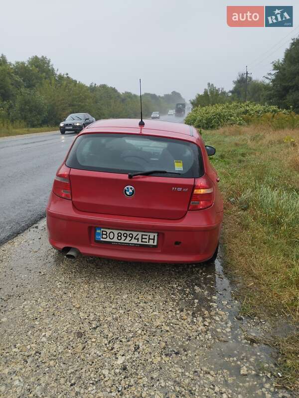 Хэтчбек BMW 1 Series 2010 в Теофиполе фото 4 Хэтчбек BMW 1 Series 2010 в Теофиполе