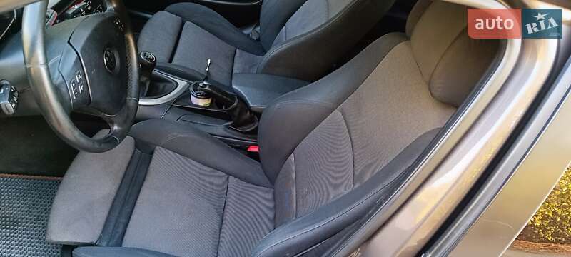 Хэтчбек BMW 1 Series 2008 в Александрие