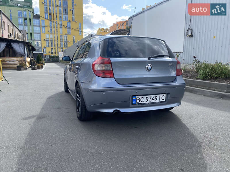 Хетчбек BMW 1 Series 2004 в Києві