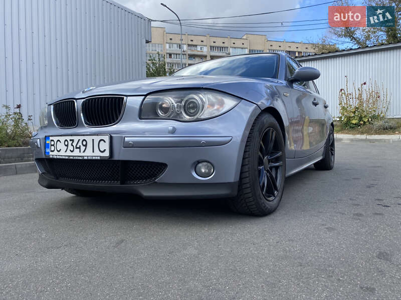 Хетчбек BMW 1 Series 2004 в Києві