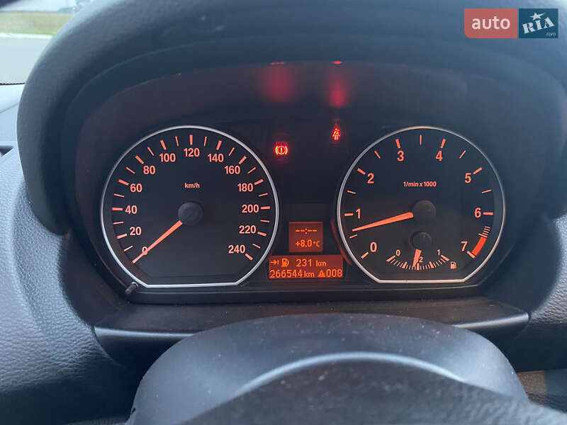 Хетчбек BMW 1 Series 2008 в Луцьку