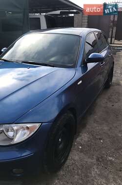 Хэтчбек BMW 1 Series 2006 в Раздельной