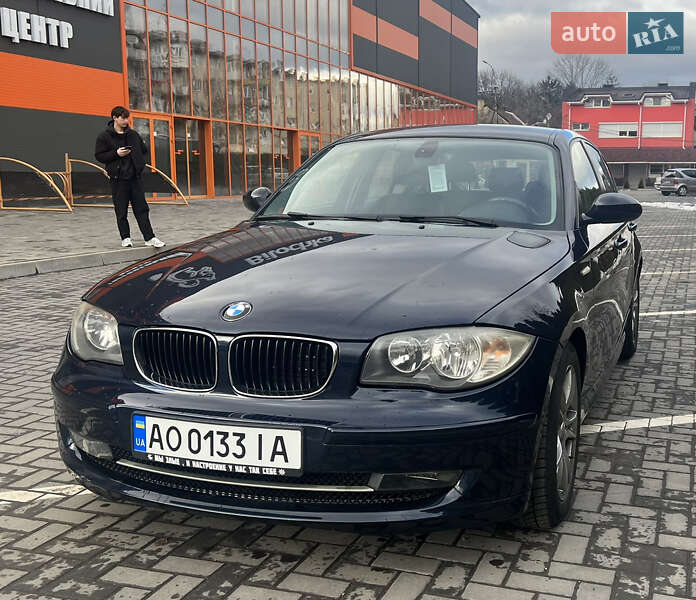 Хэтчбек BMW 1 Series 2007 в Ужгороде