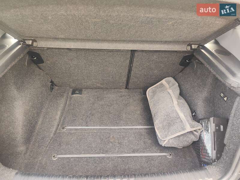 Хетчбек BMW 1 Series 2009 в Києві