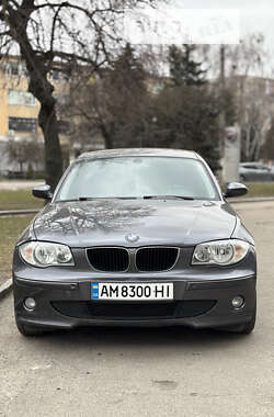 Хетчбек BMW 1 Series 2006 в Житомирі