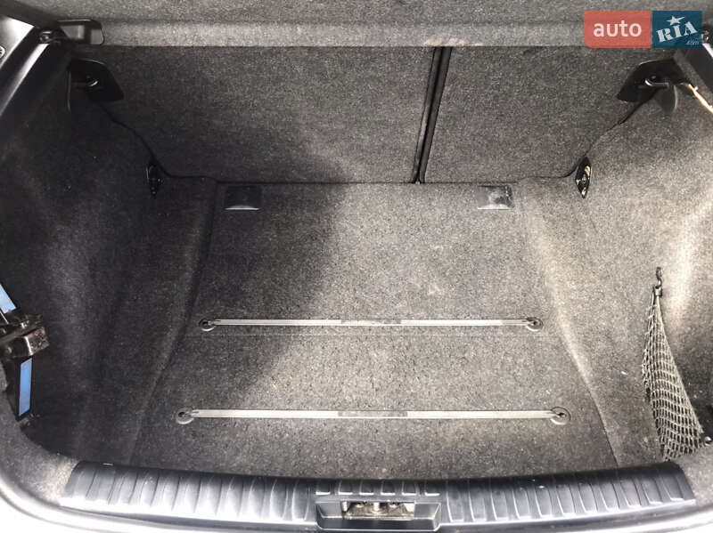 Хетчбек BMW 1 Series 2007 в Львові