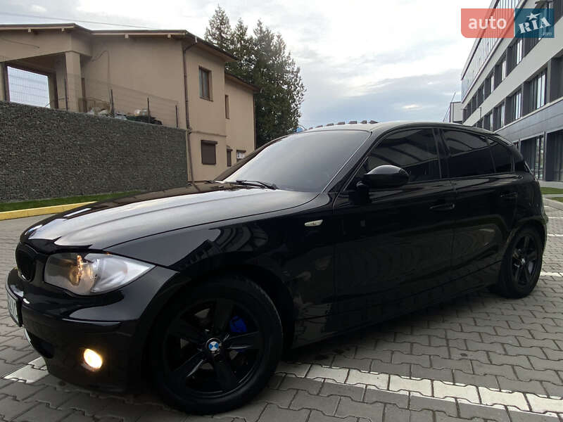 Хэтчбек BMW 1 Series 2006 в Ивано-Франковске фото 2 Хэтчбек BMW 1 Series 2006 в Ивано-Франковске