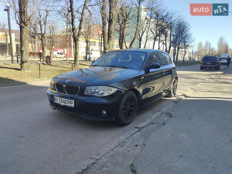 Хэтчбек BMW 1 Series 2005 в Белой Церкви