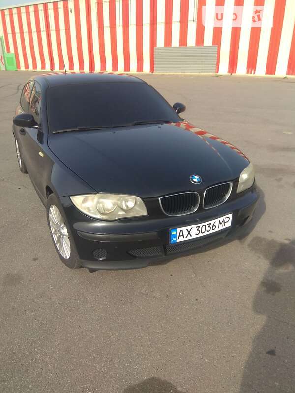 Хэтчбек BMW 1 Series 2005 в Харькове