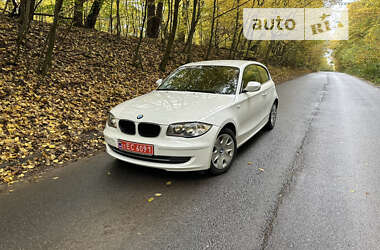 Купе BMW 1 Series 2010 в Львове